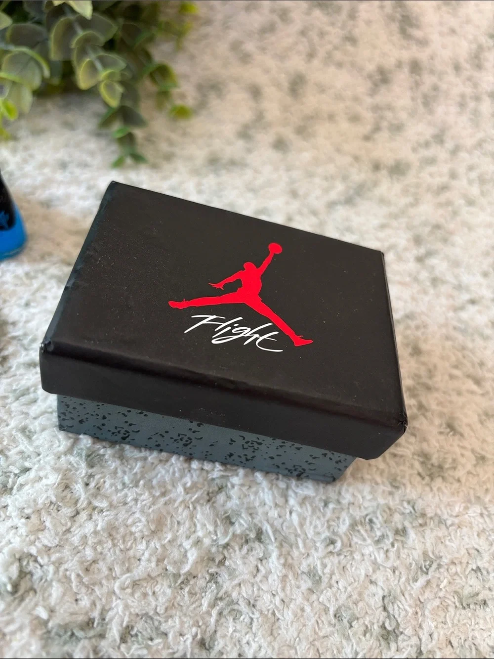 Air Jordan 3D mini sneaker keychain in blue and black with Flight Nike Box NWT